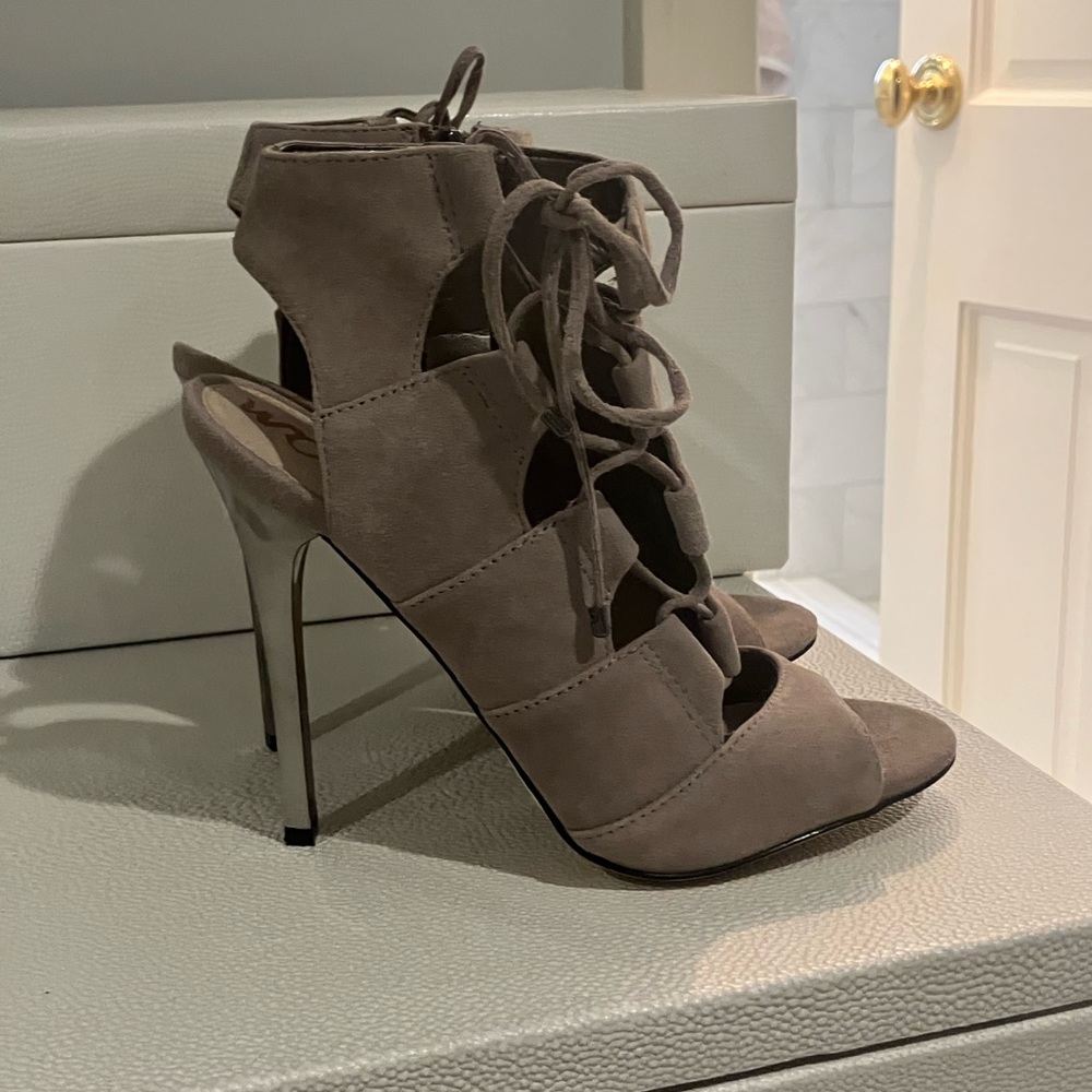 Sam Edelman grey suede stilettos size 6.